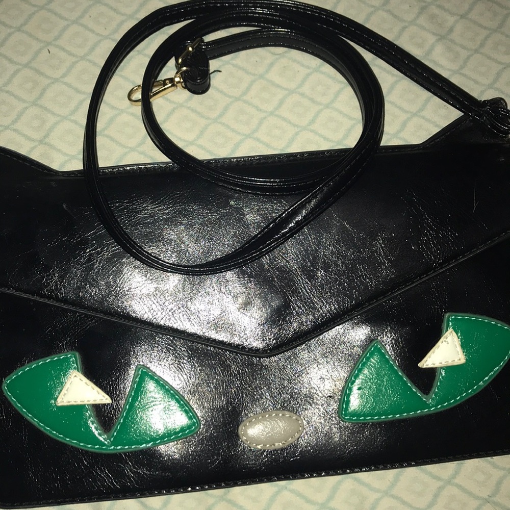 BMC cat bag w/ detachable strap new never used